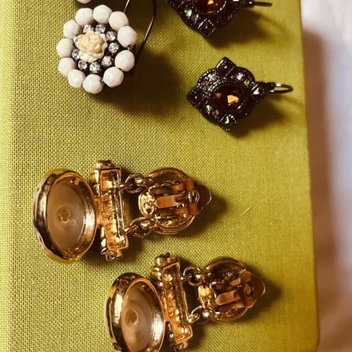 Vintage earrings set of 3 like new, one pair with clip and pearls