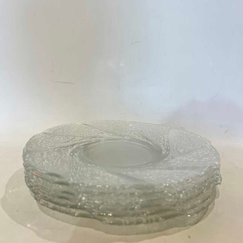 Vintage glass plate set used, 6 pieces with embossed Indonesia design 17.5 cm