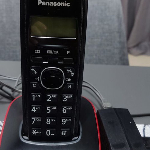 Panasonic cordless phone like new, black