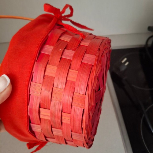 Wicker basket like new, diameter 17cm