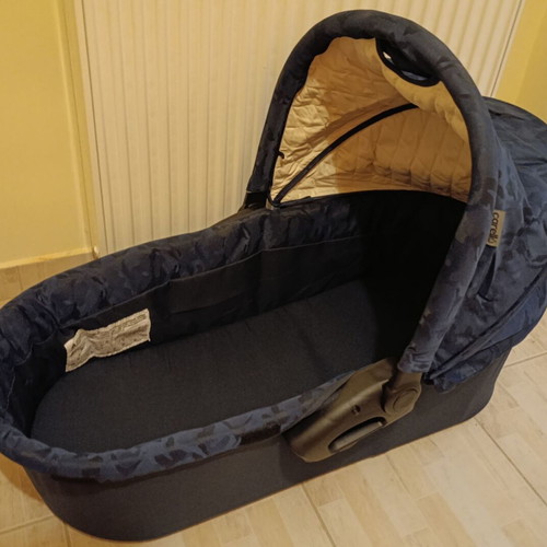 Carello baby car seat and port bebe set
