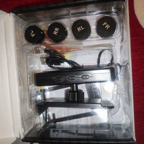 TPMS tire pressure and temperature monitoring system kit, solar USB