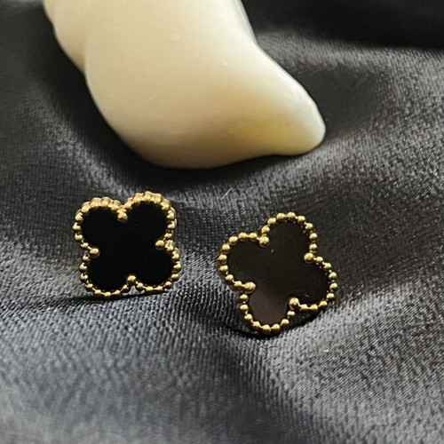 Earrings clover design with black enamel, new, steel and gold color
