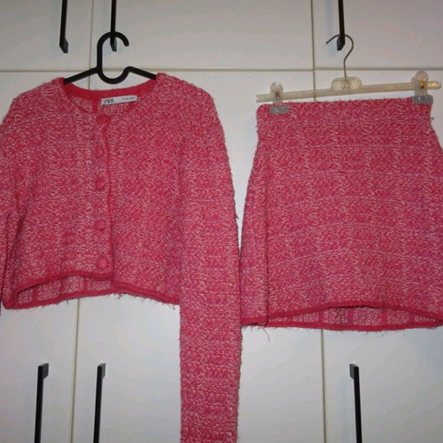Zara pink set pullover and skirt new