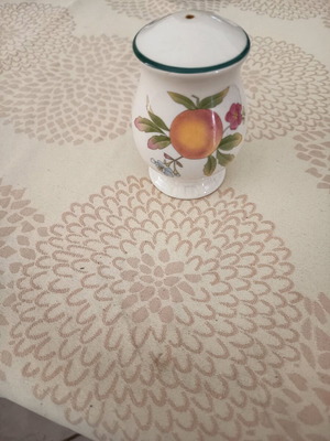 Ceramic pepper shaker used with floral design
