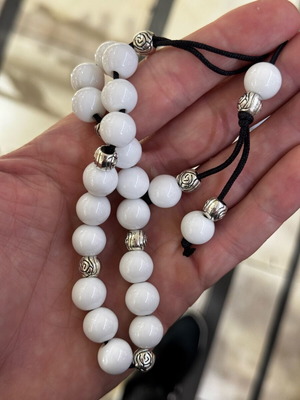 Worry beads like new for every hand type