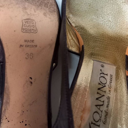 Women's leather pumps Ioannou black size 36 used, 7cm heel