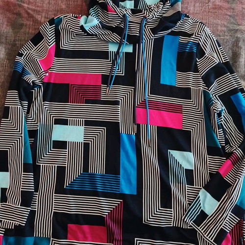 Cecil sweatshirt colorful thin XL like new with geometric patterns