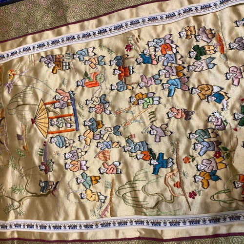 Vintage Chinese Silk Embroidery Panel used, 100 Children motif