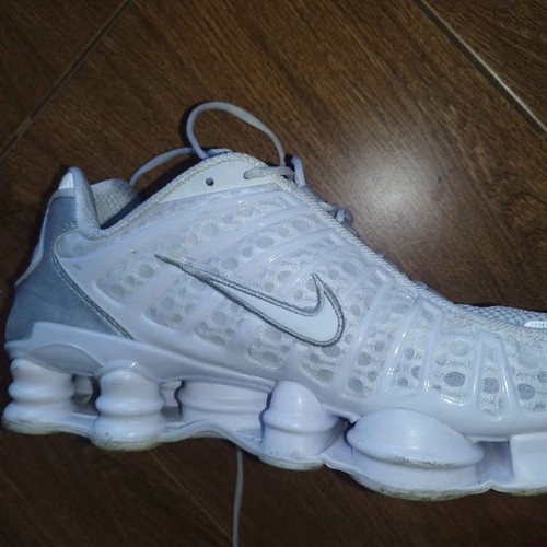 Nike sneakers size 45 like new, white and grey