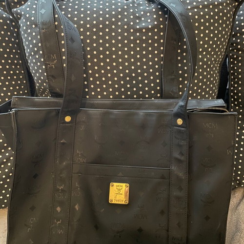 MCM shoulder bag used, black, 40x23