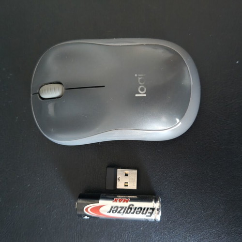 Logitech M185 Wireless Mouse Gray like new