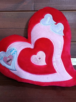 Vintage heart plush radio new