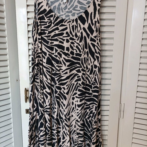 H&M dress multicolored like new, size S/M