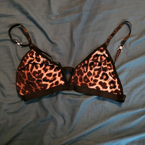 Leopard print lingerie set new with rhinestone details, size L/XL