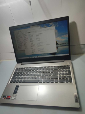 Lenovo IdeaPad 3 15ARE05 laptop used, Ryzen 5 4500U, 12GB RAM, 256GB SSD