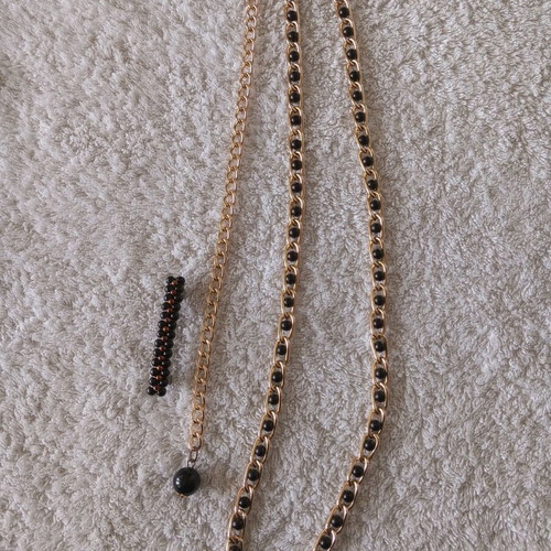 Handmade jewelry new, large necklace and black-gold hair clamer