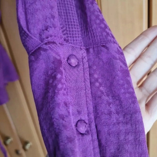 Suncoo purple wrap top like new, size XS