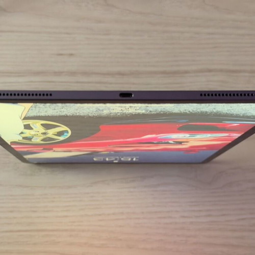 iPad Pro 4th Gen WiFi 128GB 2020 like new