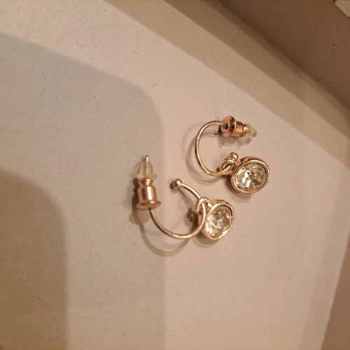 Dangling earrings new, gold-colored