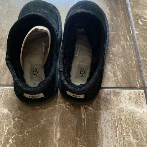 Ugg Australia low boots size 32.5 new, black
