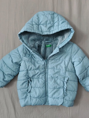 Benetton baby jacket for girl size 18M like new