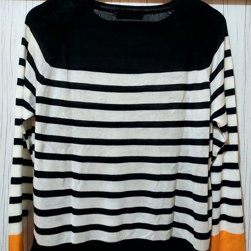 Zara women's blouse used, medium size, multicolor