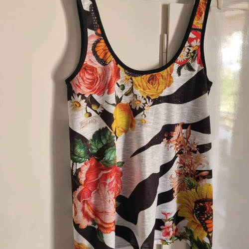Bsb αμάνικο τοπ με floral και zebra print σαν καινούργιο, μέγεθος S