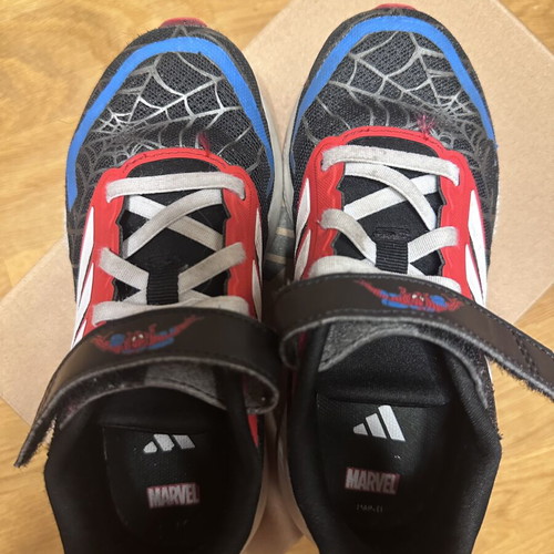 Adidas Run Falcon Spider shoes used, size 30, multicolor