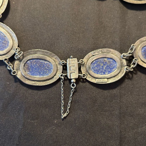 Vintage 960 silver necklace like new with blue stones