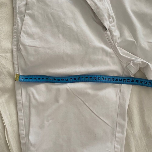 Funky Buddha chino bermuda white like new, size 28