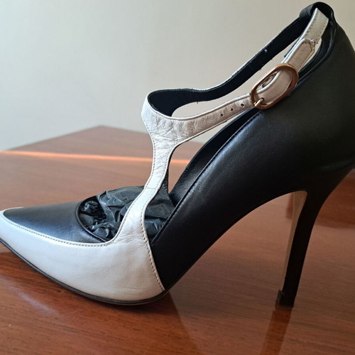 Pierre Darré T-Strap Leather Pumps Size 37 Black White New