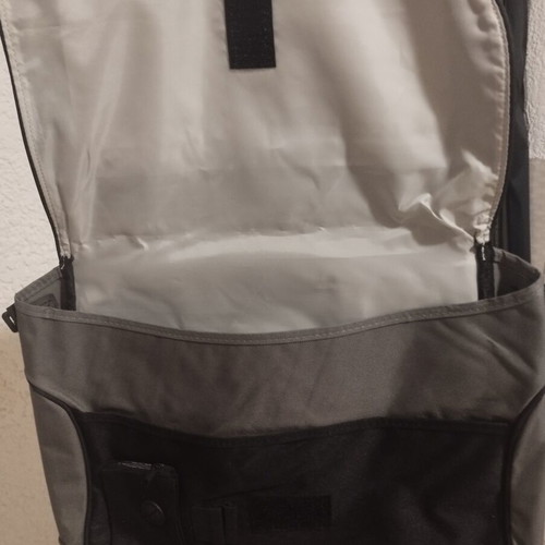 Messenger bag with lining and multiple pockets, grey-black, 43x38 cm