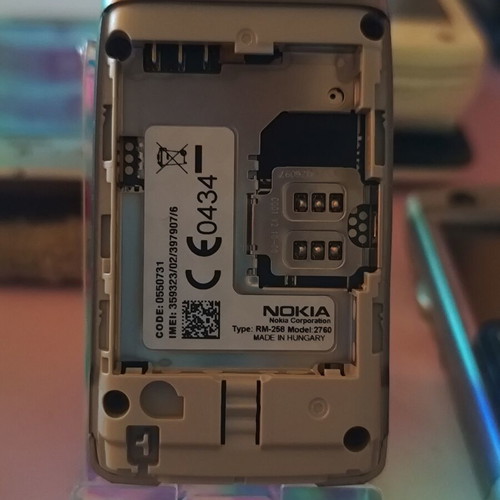 Nokia 2760 mobile phone like new, silver, charger included