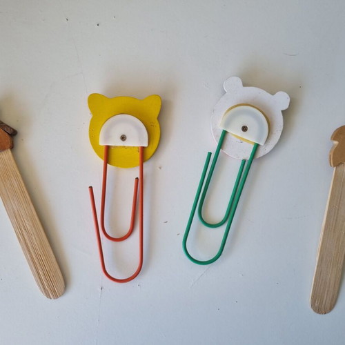Set of 4 vintage wooden bookmarks with animal designs