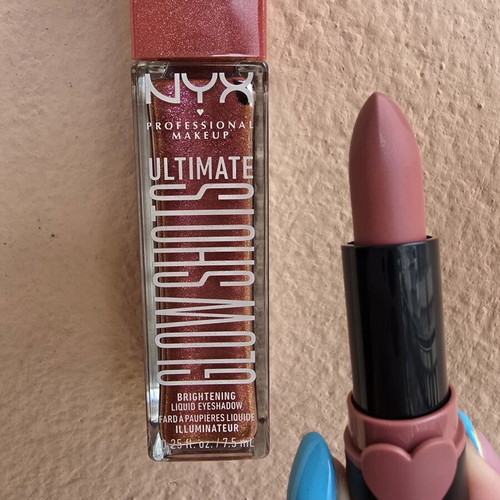Nyx eyeshadow unused and lipstick lightly used