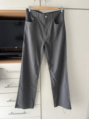 Miu Miu straight pants σαν καινούργιο, 100% virgin wool, γκρι