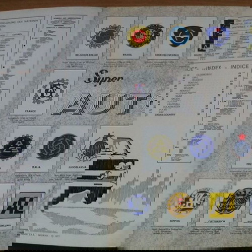 Άλμπουμ Panini Super Auto 1977 σαν καινούργιο, συλλεκτικό