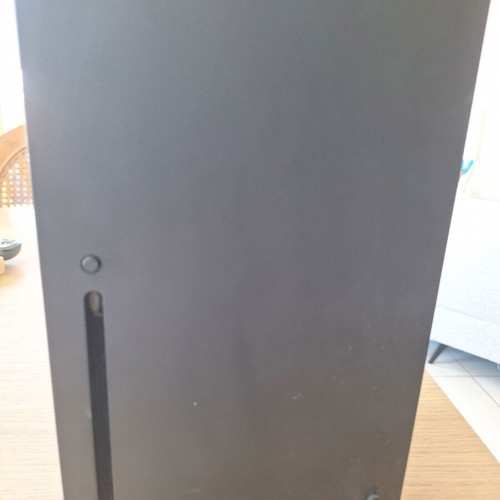 Xbox Series X console like new with 2 controllers and warranty