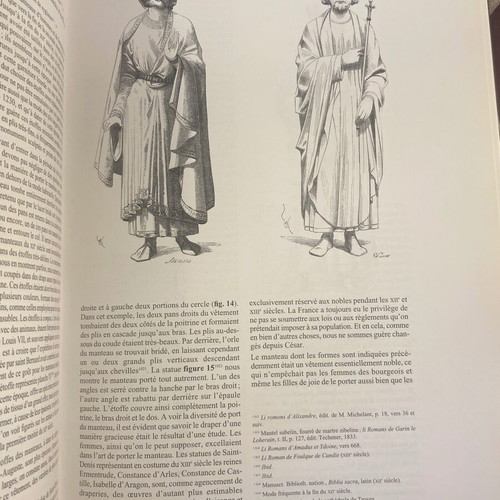Le costume médiéval book like new, French edition