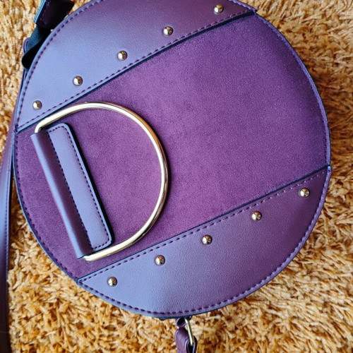 Primark crossbody bag burgundy like new with gold details