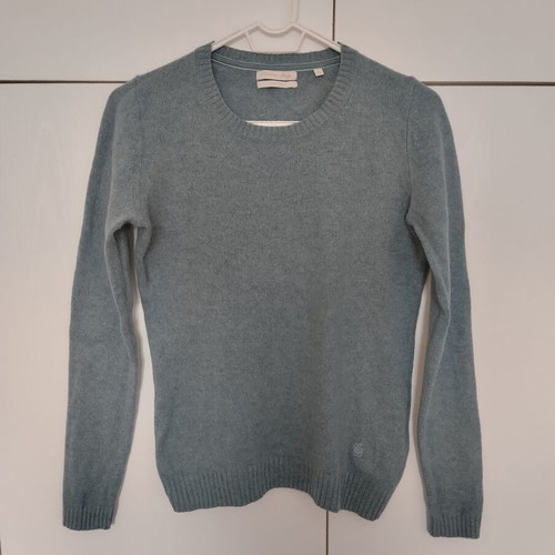 Christian Lacroix 100% Merino Wool Sweater like new, size XS/S, blue turquoise