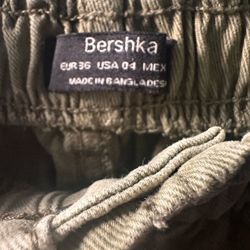 Bershka olive paperbag high-waisted pants like new size 36