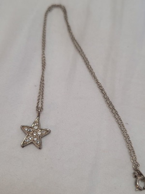 Star design necklace with rhinestones