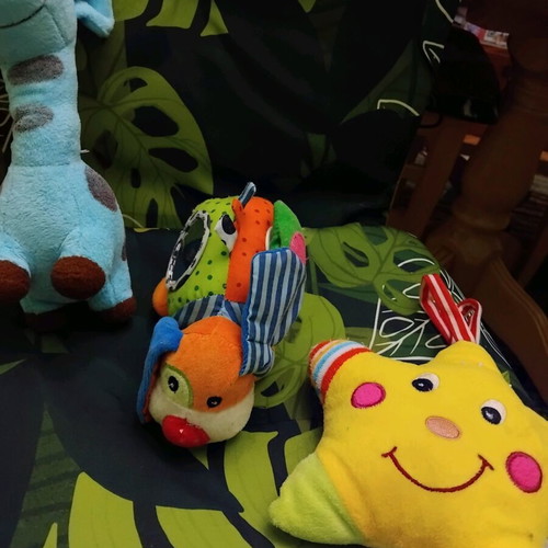 Plush toys used, set of 3 pieces