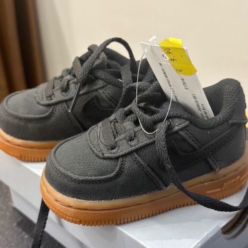 Nike Bebe Air Force unworn, size 19.5