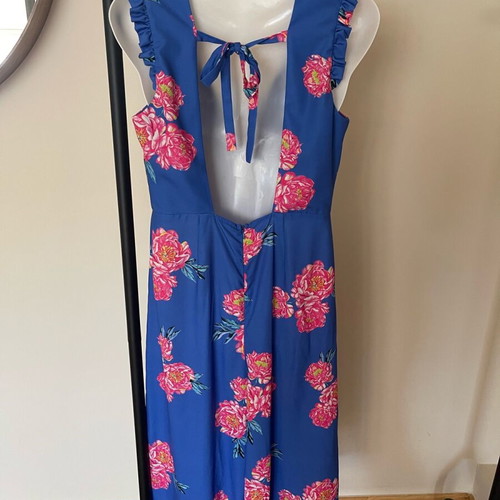 Paranoia jumpsuit L like new with flowers and open back