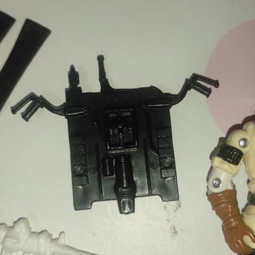 G.I.JOE Blizzard (v1) 1988 figure used with equipment