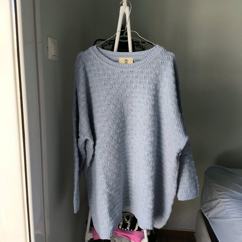 Karavan pullover like new, one size, light blue - gray
