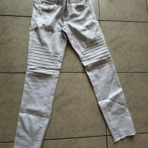 Only white denim pants XS like new